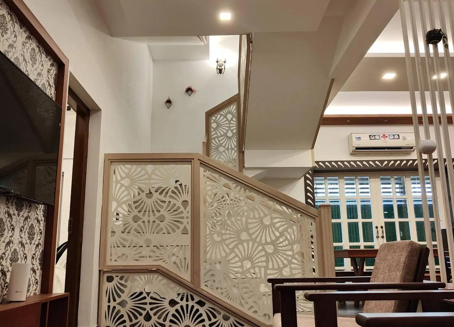 Villa Live On Cloud 9 At Kochi Indien